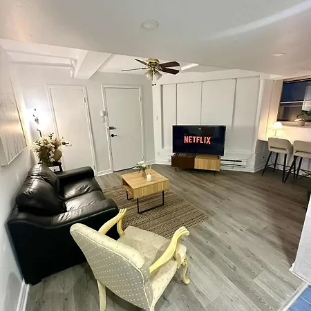 Lovely For Rent 圣吉欧梅斯